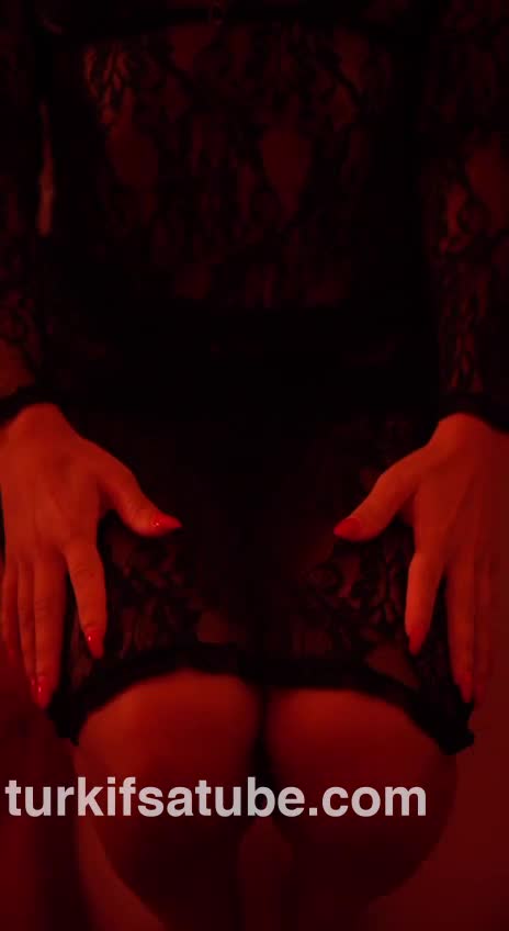 Burcu Yıldız ile Yasaklı Tutkular Çok Sexy Taş Hatunun Profesyonel Erotik Çekimleri 1 - Video İzle