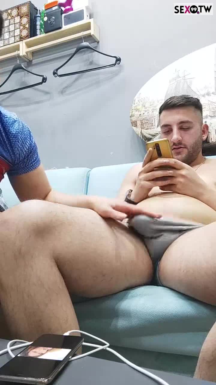 Türk Gayler Canlı Yayında 31 Çekme Türk İfşa Porno Sex99.tw | Türk ifşa ve Gerçek Türk Po