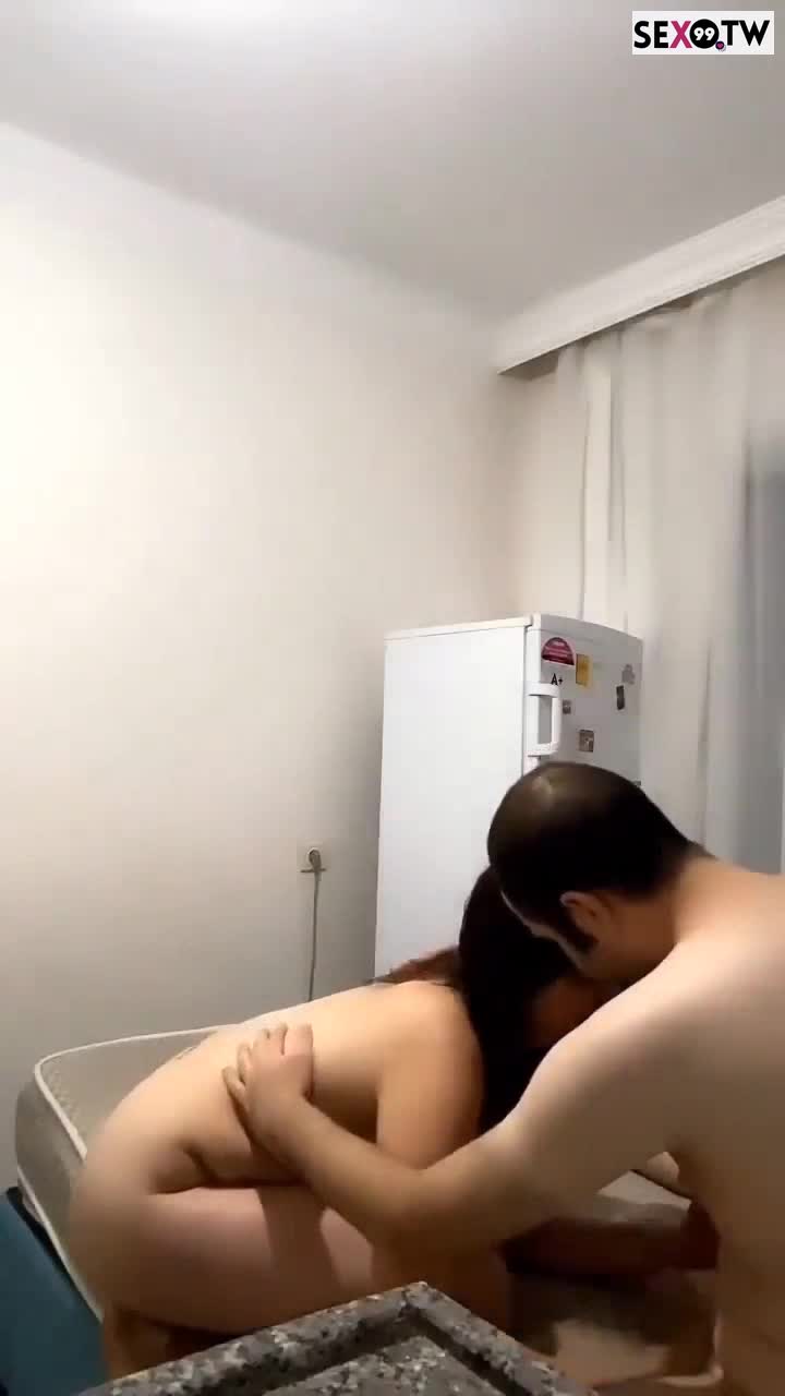 Dövmeli Hatun Kucakta Sert Zıplıyor Türk Porno Sex99.tw | Türk ifşa ve Gerçek Türk Porno izl