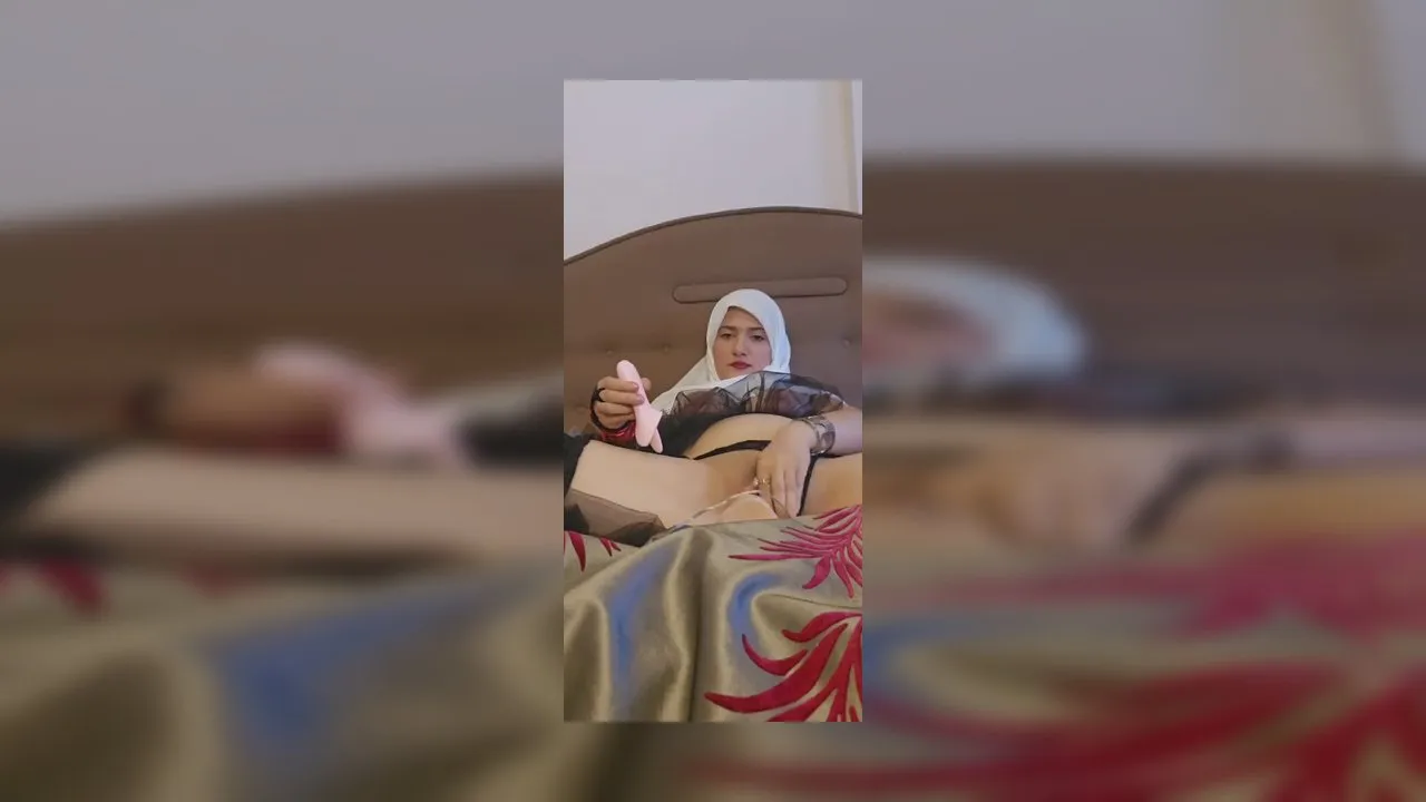 Fatma Tulumcu Premium ifşa videoları part 14 - Video İzle Resmi