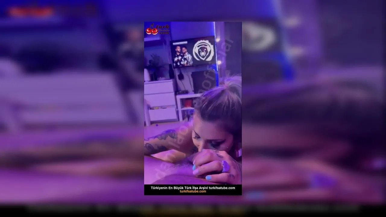 Daha iyi sakso çeken çekilen video görmedim - Video İzle Resmi