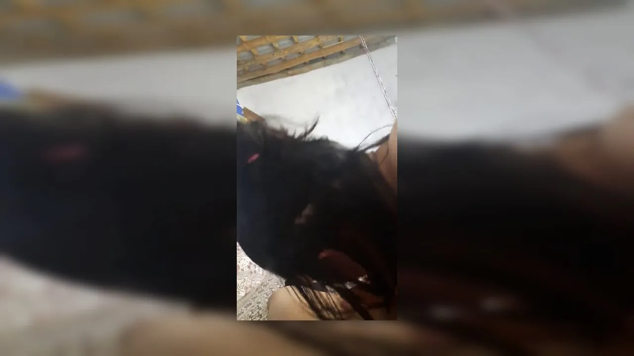 Köy Evinde Amatör Sevgililer Sakso ve sexs 1 Resmi